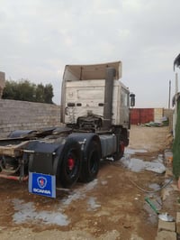 سيارة فالفو البيع اف12 مكينه جديده  اصل تك مطوله سياره جاهزه العمل رقم...