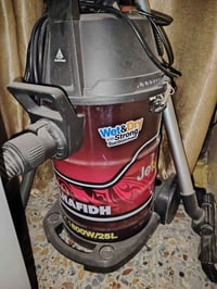 مكنسة كهربائية • أجهزة منزلية