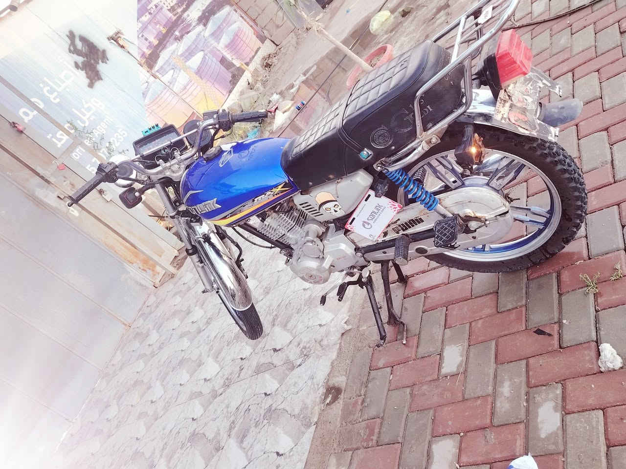 السلام عليكم 
دراجه نوع سيفان 2020
5 گير 
كهربائيات كله شغاله 
نظافه فول 🔥 
گير محرك شرط
شلعه ونشاط ومعدل نار 🦅🔥 
450 وبي مجال 

((ملاحظه))
ماعجبك السعر اعبر المنشور 
لاتكسر بحلال الناس 

رقم الهاتف
0786 842 2536
***********2

مكاني بيجي
