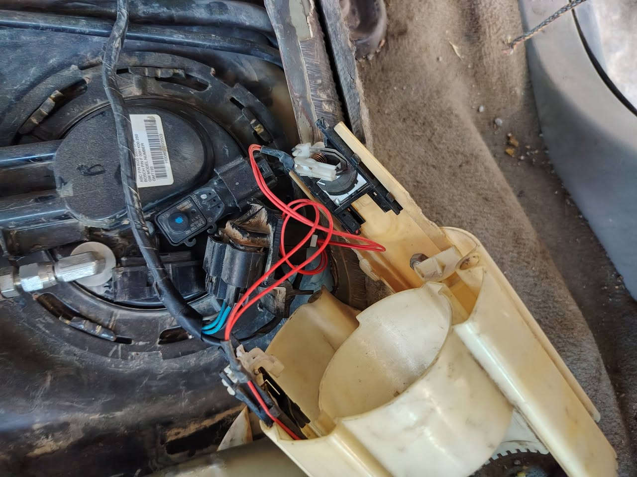 🚗🔥انور سوزوكي 🔥🚗

🛠️ صيانة منظومة العدادات والكهربائيات

✅ صيانة لوحة العدادات بالكامل.
✅ تبديل ماطور كيج البنزين.
✅ تبديل ماطور كيج الكيلومتر.
✅ تبديل ظفيرة الطوافة المساعدة.
✅ تشغيل ومعايرة كيج البنزين لضمان دقة القراءة.
✅ عمل سنتر لوك للأبواب الأربعة.
✅ فحص شامل لمنظومة العدادات والكهربائيات والتأكد من عملها بكفاءة.

💯 تنفيذ جميع الأعمال بأيدي فنيين مختصين.
💯 استخدام قطع غيار أصلية وبأفضل المواصفات.
💯 فحص نهائي لضمان جودة العمل وكفاءة التشغيل.

📍 العنوان:
ورشة أنور سوزوكي وإكونوكس
كربلاء – الحي الصناعي – البلوك الثاني – شارع السايدين (سايد الدخول)

📞 للاستفسار والحجز:
***********
***********

🚚 يتوفر خدمة توصيل لجميع المحافظات للقطع والحجوزات والاستفسار.

⭐ ورشة أنور سوزوكي وإكونوكس
خبرة • ثقة • جودة • ضمان 🔧🚘

