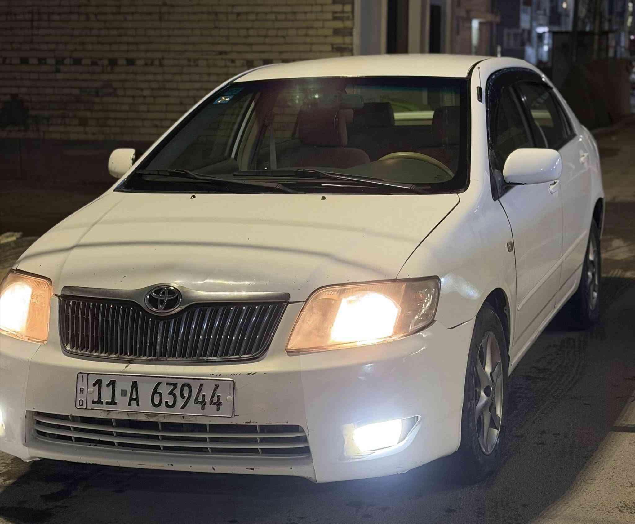 السلام عليكم
كورلا بيكاتشو وارد سعودي 
2006 رقم بغذاد
السعر 78 وبيها مجال 
السيارة بيها جاملغ وبنيد وقبق جنطة وباب 
محرك موجود بل صور نشط جدا اتوقع 1400 لو 1600 الي يعرف يبلغنة موجود صورة 
اوتماتيك محرك كير تبريد خير من الله 
هزة وسنوية جدد 
مكان السيارة المنصور 
***********
