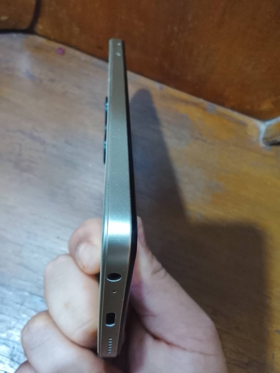 سلام عليكم موبايل للبيع سعر 50 قفل مبدل شاشه ***********
