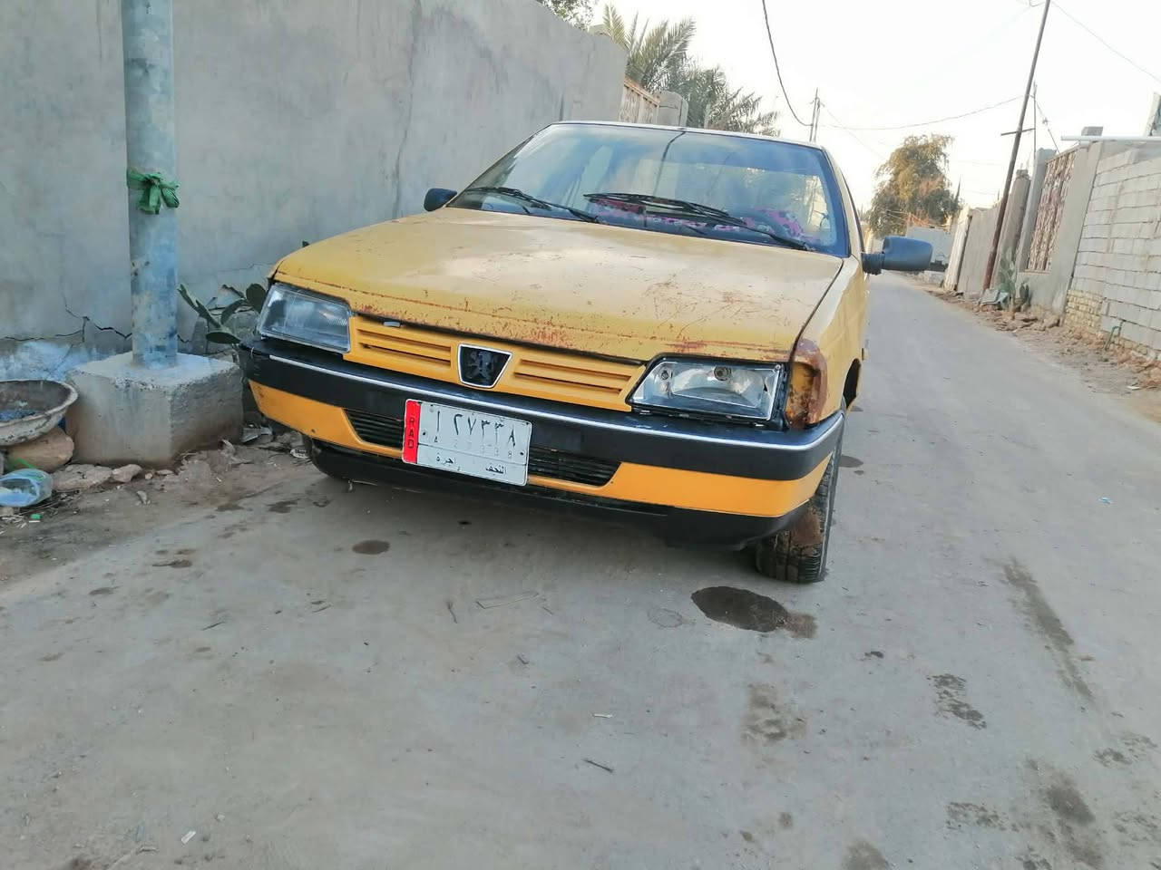 السلام عليكم بيجو روه موديل 10 كير ومكينه خير من الله شواصي مكفولات كهربايات شغاله غرفته حلوه  
غرفته حلوه السياره حلوه عايزه ترتيبات بسيطه 
بدون راعي وسنويته ضايعه ابيع جوم حديد السعر مليون وميه مكاني نجف عباسيه ***********
