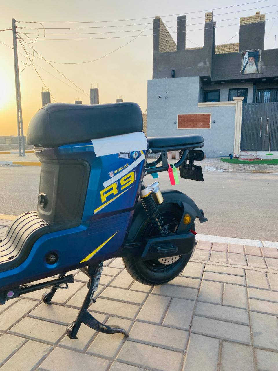 دراجة شحن للبيع 
دراجة  شحن 🔋 شركة ونلي 
 (شاحنه أصلية)    

                     

قفل ستيرن

 عدسة زنون عالي ناصي 

أشاير يمنة يسرة 

سكن 

بريكات هايدروليك 

 حساس أبريك 

منفذ يو أسبي شحن الهاتف

ستاند جانبي ووسط 

دبلات 

موديل 2025

5 بطاريات أكبار 

سرعة109

4نمر

الرقم***********
السعر 450

مكاني سماوه
