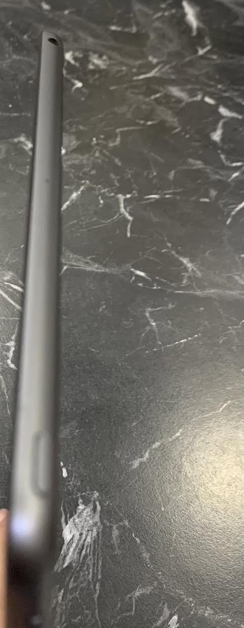 سلام عليكم
ايباد 9 
الجهاز نضيف كلش استخدام شخصي 
ذاكرة ٦٤ 
ما مبدل بي اي شي فقط الفطر الي موضح ￼في الصوره 
السعر 190 الف وبي مجال بسيط للطيبين 
تواصل خاص


**إذا كنت صاحب هذا الإعلان وتريد حذفه لأي سبب، رجاءا أرسل رسالة إلى الدعم الفني**