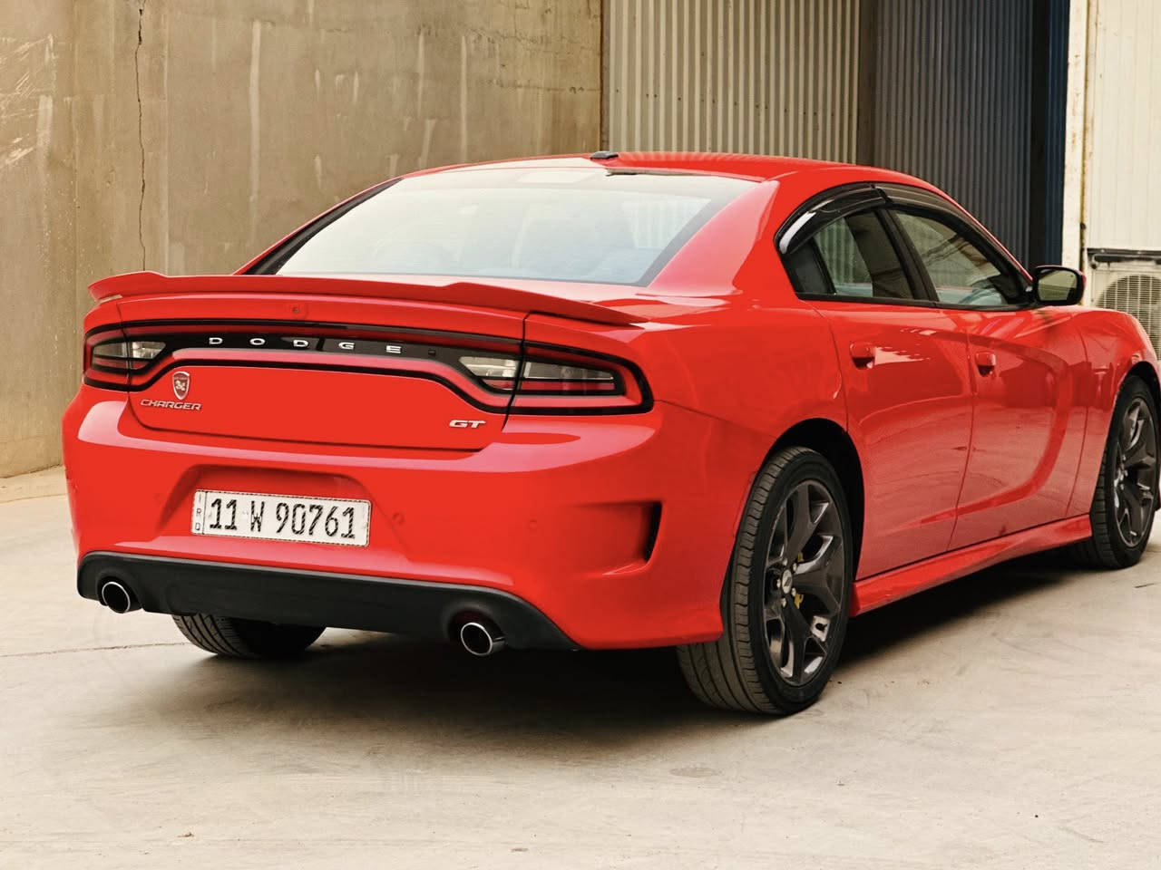 CHARGER GT   . 
جارجر GT  للبيع او المراوس 
السياره عليها ادامه كامله بل شركه 
تخم تاير جديد صدر جديد 
باتري جديد 
الرقم بغداد بسمي مشروع وطني 
الموديل : 2019 . (خليجي) . 
وكاله شركه ليث العبيدي 
السياره كفاله عامه من الصبغ والتبديل والبارد
الون : أحمر طماطي
المحرك : V6.  3.6L . 
السعر :  خاص
المواصفات :
* شاشه كبيرة مع نظام ملاحة GPS .
* الشاشة مع اوپشنات SRT . 
* سستم صوت الپاين مع سماعات پريميوم .
* ويل RT قياس 20 انج . 
* فتحت سقف (سلايد) . 
* مقاعد جلد رياضية . 
* مقعد السائق كهربائي . 
* حساسات خلفية . 
* تشغيل عن بعد . 
* محدد سرعة . 
* تلفون بلوتوث . 
* كاميرا خلفية .
* مرايا متحسسة للاضاءة العالية .
* كير شفتر بالستيرن . 
* دخول ذكي (بصمة) .
************
***********
