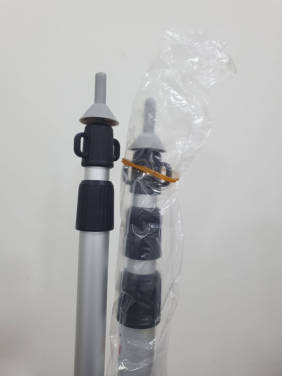 كصبات مال رولات صبغ
نوعية ممتازة معدن نيكل متانة وقوة ارتفاع مترين و٣٠ سم


**إذا كنت صاحب هذا الإعلان وتريد حذفه لأي سبب، رجاءا أرسل رسالة إلى الدعم الفني**