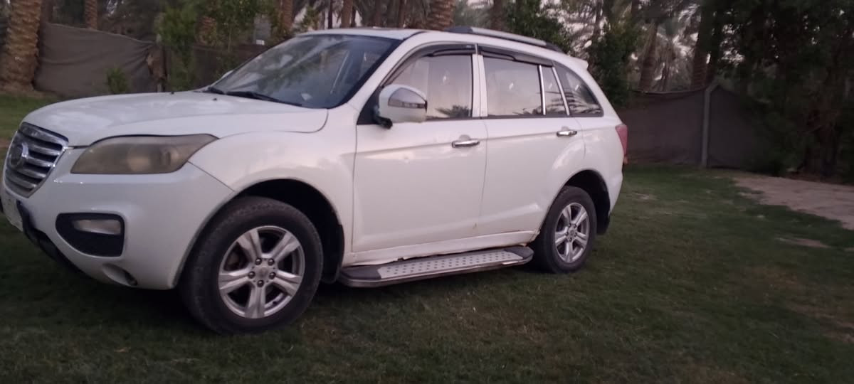 سلام عليكم سياره نيفان موديل 2012 اللبيع الاستفسار  على رقم///***********
