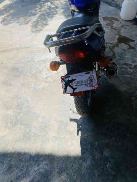 السلام عليكم بانده البيع موديل 2015 محركها خير من الله بلاد ع وضع الشركه ما مفتوح عارضها ب 800 وبيها مجال الشراي اتصل ودلل ***********
