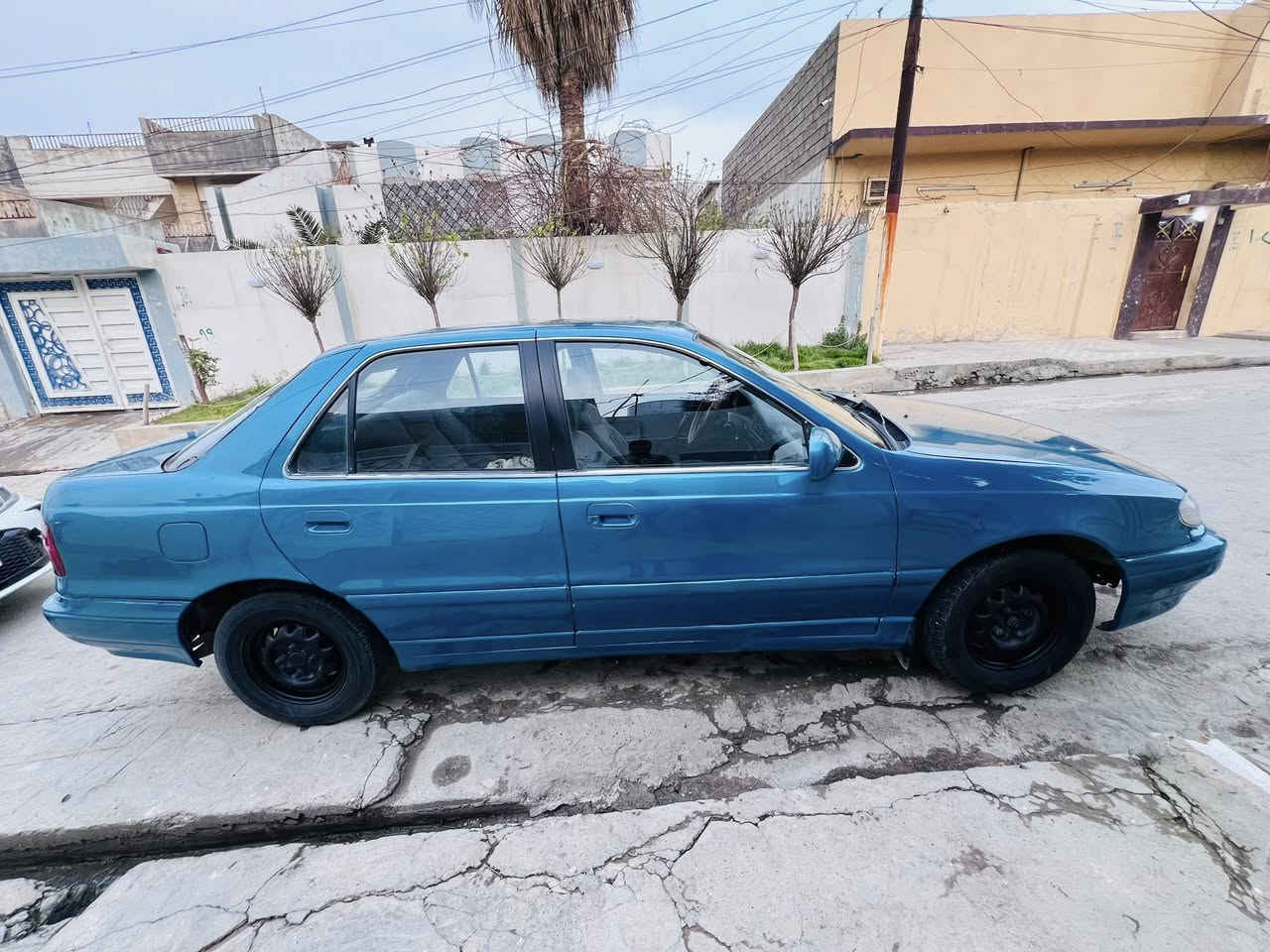 الانتره موديل ٩٥  مصبوغه عام جماليه
محرك بروتون نوزل سياره كهربائيات كلها شغاله 

محرك وكير شرط طخم تايرات وباتري جديد سياره جديده 

اسيا ***********

كورك ***********
