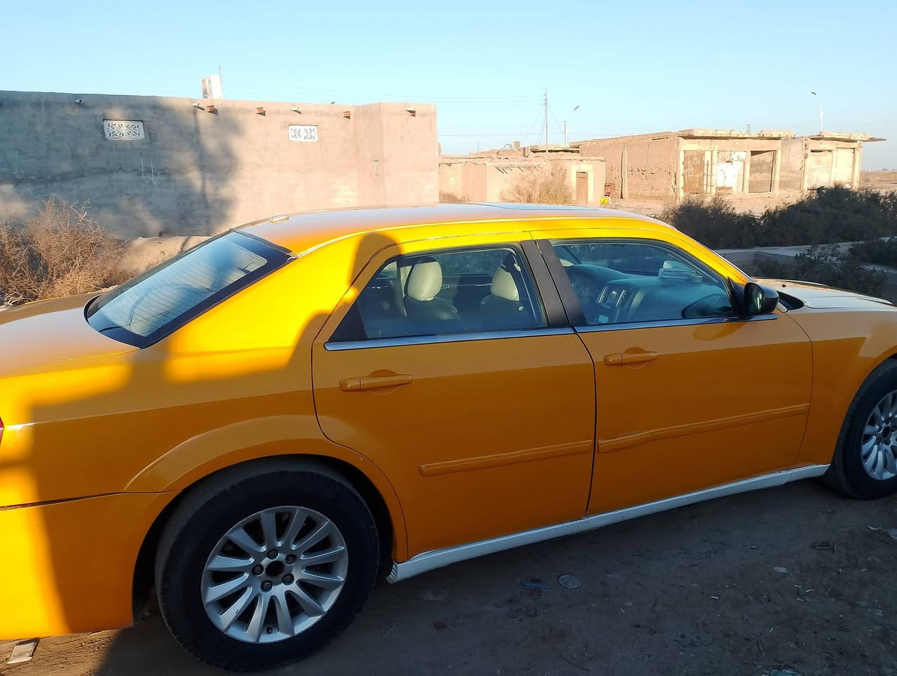 السلام عليكم سياره 7--9بيهه تصليح بلتكمه جهة اليمين المكينه بيهه تبخير من الصونده لاصالنصه ولا تنقيص السعر 70وبيهه حك الجيه ***********المكان سوك الشيوخ
