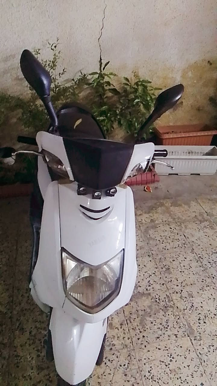 سلام عليكم  دراجة سكنس نثية اي نقص مابيه بس بيه لاستيك ولف عنوان حسينيه راشديه السعر على الخاص ***********
