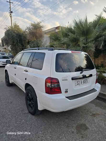 للبيع
سعر 107$
تويوتا هايلندر 2007  ماشية 149 ألف فقط 
محرك افلون 6 سلندر حجم 3300 بلاد 
شرط المحرك والكير ذهب جديييد
سيارة كلها على وضع الشركه ما ملعوب بيها ابد 
رقم نينوى دولي رقم وهزة وسنويه لل31 شرط التحويل بيها كوبون بانزين ⛽️ 
 🚫صبغ بابين جهة السايق وقطعة صبغ بخ شرط بدون دواخل 
طخم تاير ويل كب جديد بلجيس 
تبريد ثلج ❄️❄️❄️
صدر امامي خلفي جديد 
سيارة نظيفة بمعنى الكلمه 
ترايك الكرة الأرضية 🌎 
موصل الايسر 
***********
***********
