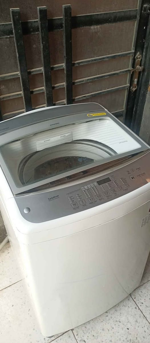 غساله ال جي 17 كيلو
انفرتر اصلي 
تايلندي الاصلي ما بيها 
 اي خلل بلاديه 
نظيفه كلش تغسل 
 بطانيات ولحافات 
يوجد توصيل 
السعر 300 الف
رقم التواصل على الواتساب *********** بغداد, العراق
