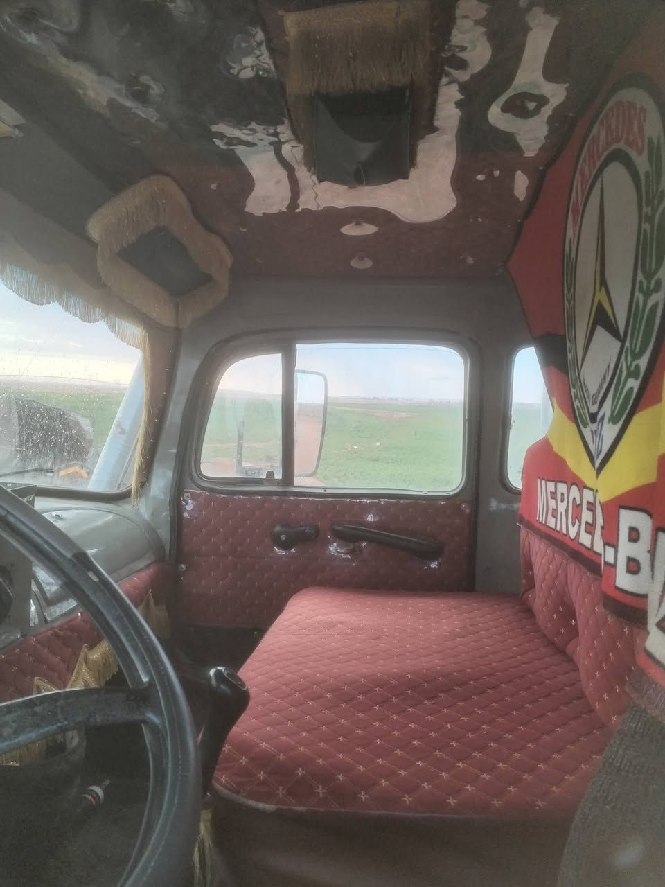 سلام عليكم غجمه للبيع موديل 56 كسن 17 محرك 46 قماره 78 سمكره جديد ودوشمه رغمه نبار تحويل مباشر سعره 30 مليون وشاري يتصل ***********
