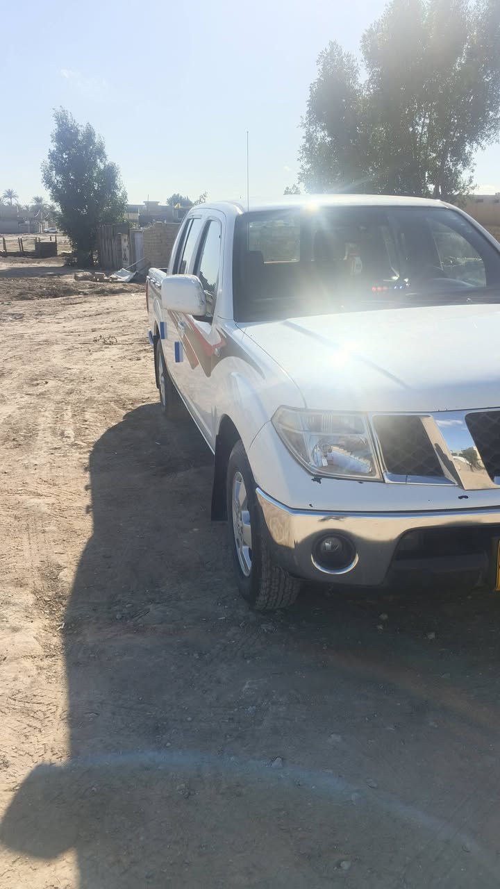 السلام عليكم نيفاره 2010 مكفوله كفاله عامه رقم اربيل تخم تاير جديد تدفئه تبريد كله  شغال اتريد وكاله اتريد تحويل كير مكينه خير من الله كير عادي السياره جديده كلش 90 وبيه مجال مكانه حله قرب جسر نادر ***********
