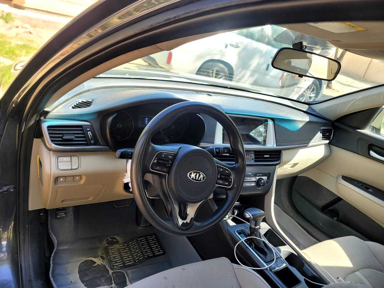 اوبتما ٢٠١٦
وارد امريكي بيهه قطعتين جامىغ وبنيد
رقم بغداد باسمي 
كير ومحرك مكفولات 
السعر ١٢٥
***********
***********
