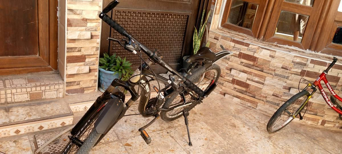 بايسكل رياضي للبيع السعر ٧٥بي مجال كله البايسكل شغال


**إذا كنت صاحب هذا الإعلان وتريد حذفه لأي سبب، رجاءا أرسل رسالة إلى الدعم الفني**