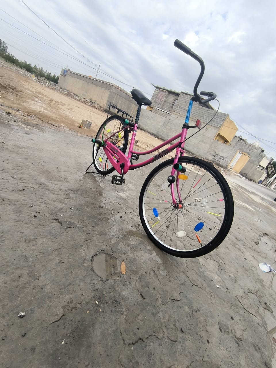 بايسكل لبيع هوا وغراضه كامله سعر 140وبي مجال


**إذا كنت صاحب هذا الإعلان وتريد حذفه لأي سبب، رجاءا أرسل رسالة إلى الدعم الفني**