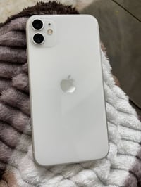 ايفون 11 وتر برو جهاز مكفول ما طاب تصليح ملاحضة عندي بس لكامرة لزوم بي...