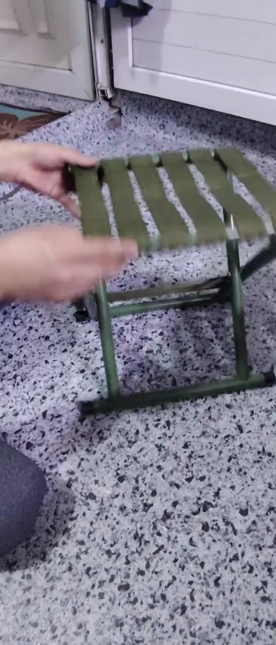 كرسي لون زيتوني جديد عدد ٣
7700445574 واتساب / بغداد الدورة 
يوجد توصيل داخل بغداد والمحافظات ٥ الاف


**إذا كنت صاحب هذا الإعلان وتريد حذفه لأي سبب، رجاءا أرسل رسالة إلى الدعم الفني**