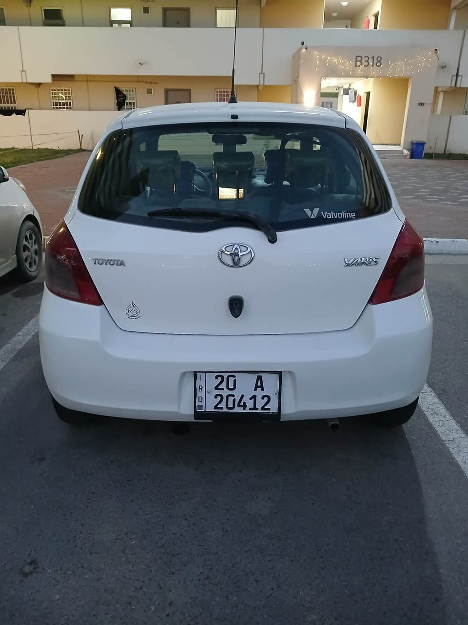 سلام عليكم تيوته يارس موديل 2007خليجي السياره بيهه3قطع طبغ بدون لا تبديل ولا دواخل كير مكينه تخم تاير باتري جديد التبريد شغال السياره ماشيه 80الف حقيقي سنويه جديده هزه جديده ابسمي تحويل مباشر السعر 67وبيهه مجال رقمي ***********مكاني بغداد مجمع بسمايه
