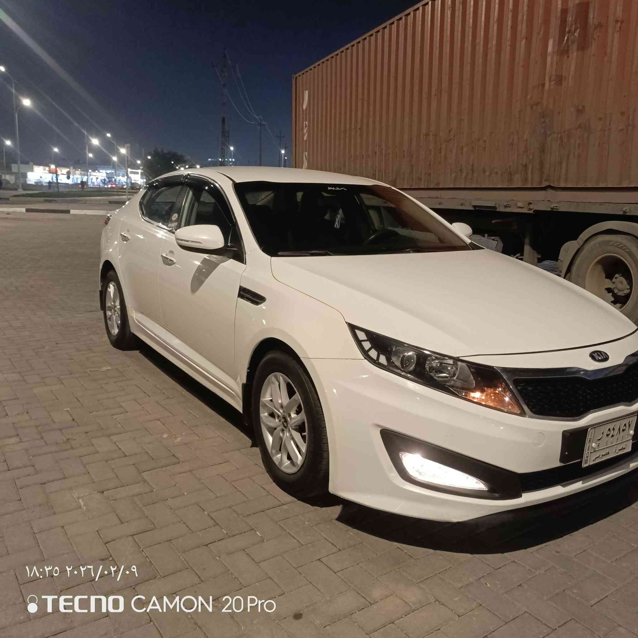 سلام عليكم كي 5 موديل 2012 للبيع وارد كوري ما ينكفل من الصبغ السياره كفاله من الضربه وتبديل بيها مكانات صبغ السياره مكفوله مكينه كير حداد السياره جاهزه من كلشي العنوان ابو الخصيب رقم بصره مشروع وطني السنويه لل27 بنهايتها للأستفسار على الرقم *********** السعر 110 بيها مجال قليل للشراي
