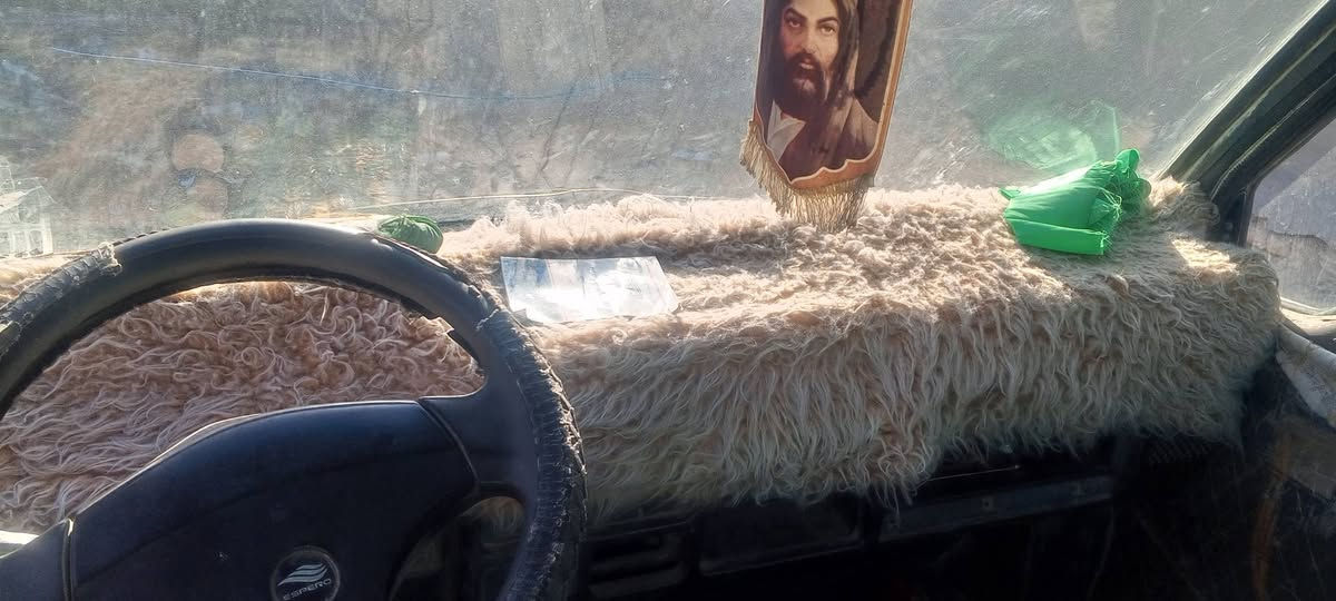 سلام عليكم كيا هونداي رقم ابيض بيها خط حي العامل ابيعها على وضعها بيها كازكزت تحويل ثاني يوم مطلوبه 650 للستفسار ***********
