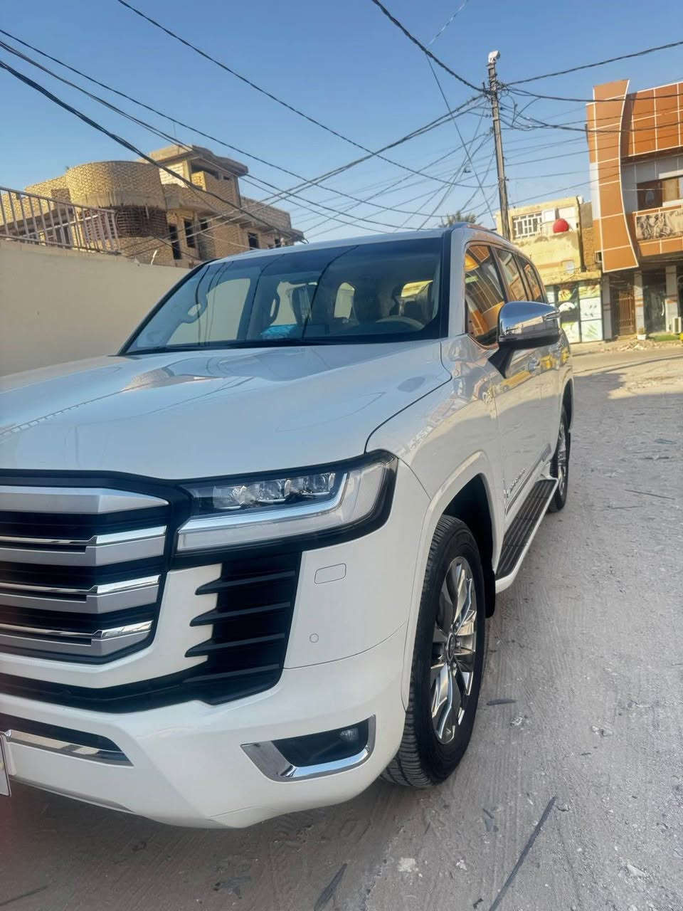 سلام عليكم للبيع لاندكروز 2022 VX  

مكفول كفاله عامه من الصبغ 

عل وضع شركه ماشيه 60000 الف 

فول موصفات SAS

عداد دجتال 

كشنات خزن ميموري

صندوك كهرباء 

سستم سمعات GBL

رادار امامي 

كامره خلفي 

لايت لد متحركه 

3 شاشات 

شاشا جبير 

تشغيل عن بعد 

كشنات تدفئه تبريد 

جميع كشنات كهرباء امامي

محرك 4000تفس طبيعي 

باقي موصفات VX معروف 

مكانه سيارة ديوانية الاستفسار اتصال ‭0772 635 2813‬ ديوانية, القادسية
