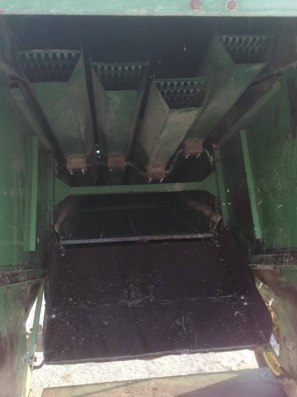 سلام عليكم حاصده جوندير للبيع موديل 81 معمل نص عمر محرك شرط لا نفخ ولا صرف استندر تواير نص عمر كير شرط وضع شركة سعر 12 مليون او بي مجال عنوان محافظة نينوى ناحية وانه هذا صاحب الحاصده ***********
