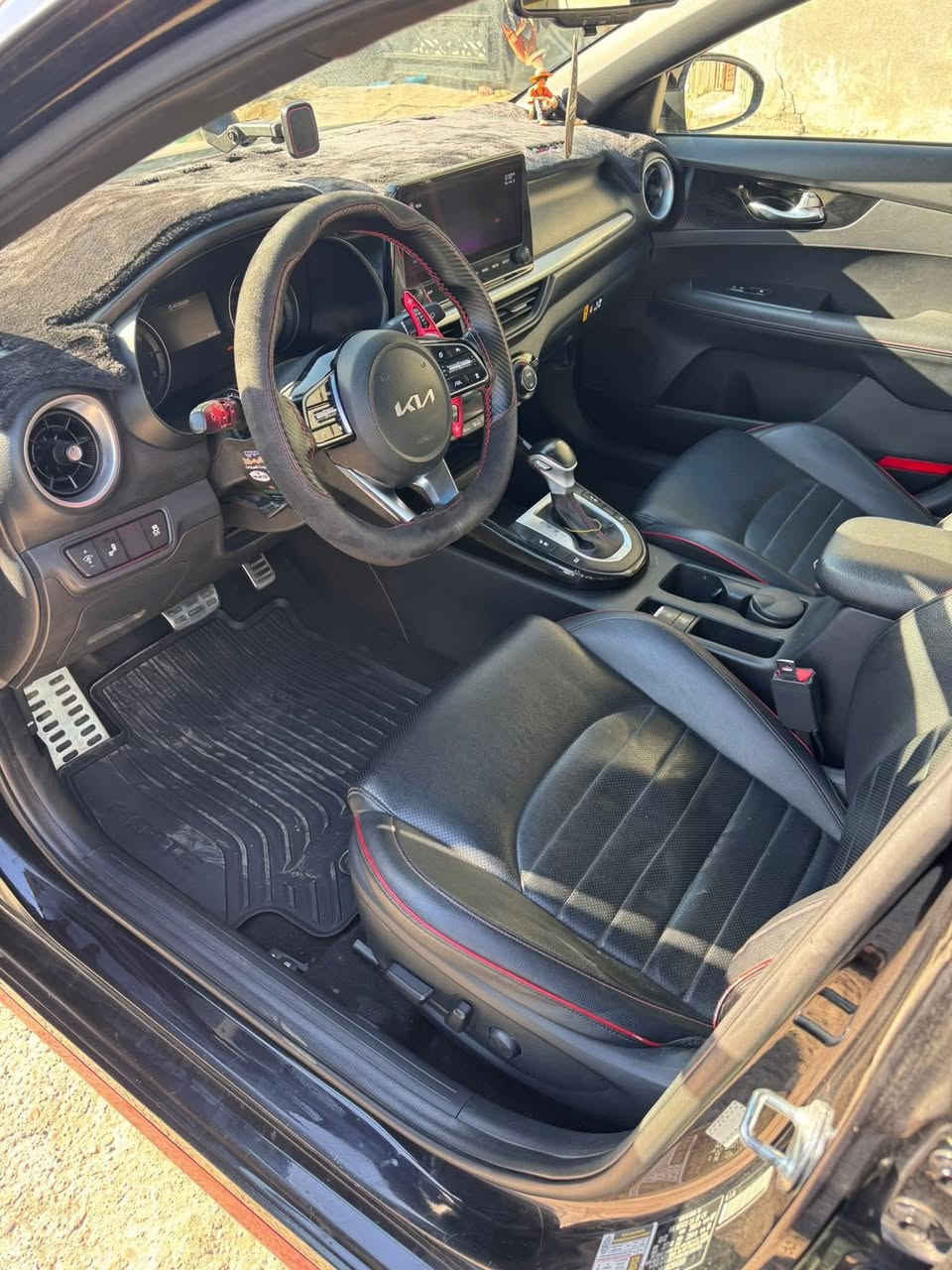 . موديل 2022

. ماشيه ..40 .. الف مايل قابل للزياده

. كير Dct دبل كلج 7 نمر الكير المرغوب القوي يعني طياره 🛩️

. مكينه 1.6 تيربو hp 201 🎠

. منفيست تترقم جميع المحافظات عدها الشمال

. مواصفات GT معروفه فول 1/1 اعلى مواصفات بل كيا فورتي 

. فتحه سقف 

. بصمه تشغيل عن بعد 

. شاحن وايرلس

. جنطه كهرباء 

. اشاير مري 

. شفتات ستيرن 

. رادار جانبي 

. رادار امامي

. رادار تحديد مسار

. اوتو هولد 

. ايقاف ذاتي 

. مثبت سرعه 

. مانع انزلاق 

. تبريد قطعتين

. شاشه كبيره 9 انج 🖥️

. كشنات جاد حار 🔥بارد ❄️

. أناره داخليه بل أبواب وبل دشبول علامه الGT عديده من ألوان 🌈

. هاند بريك كهرباء ⚡️ 

. سيتم صوت 🔈 harman kardon

. تبريد بيانو + مناخ منفصل 

. تشغيل عن بعد 

. كزوز صوت بلادي رياضي 🏎️

.. وبعد هوايه مواصفات بل جي تي ..

إذا شراي تواصل معي ع هذا رقم  🤍

الضرر جاملغ اليسار والبنيد فقط 

(***********) واتس اب 💚
السعر 130 وبيها مجال 
العنوان موصل
