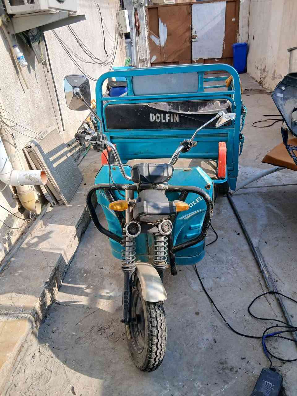 السلام عليكم سوتة لبيع 
بيهة بس جعمقة ماطور شغال عقل شغال بطاريات جدد دبل
شاصيهة بعدة جديد مكاني بغداد الشعله 
*********** سعر ٧٥٠ قفل
