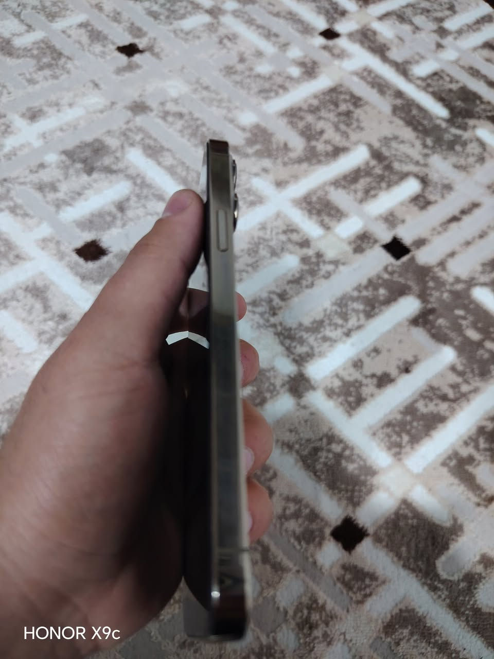 السلام عليكم 
جهاز 13pro max نظافة 99 لجهاز زلق مابي ذاكرتة 256
بطاريتة 77 الجهاز شرق اوسط 
السعر/ 700
عنواني / بصرة 📍


**إذا كنت صاحب هذا الإعلان وتريد حذفه لأي سبب، رجاءا أرسل رسالة إلى الدعم الفني**