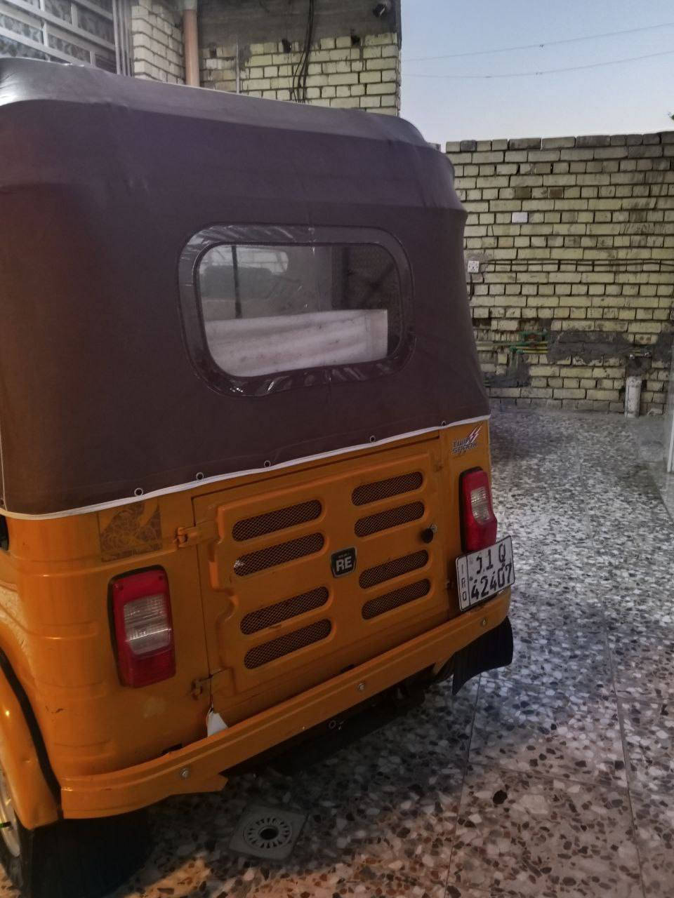 السلام عليكم ورحمة تكتك للبيع موديل 2020رقم وسنويه نكليزي تكتك معمره دوس وبيهه بارد شي قليل تكتك نضيفه خير من الله مكاني بغداد العبيدي شراي يتصل على رقم ***********
