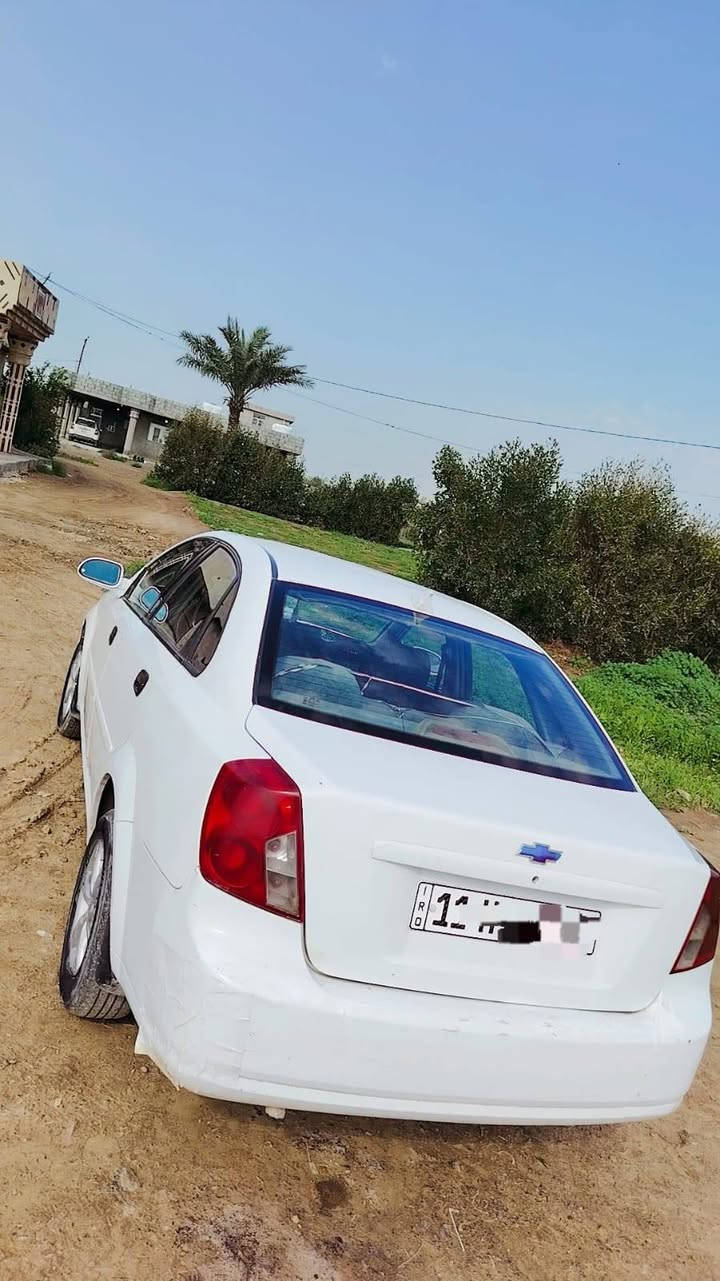 السلام عليكم 
 اوبترا 2004 بغداد انكليزي
مشروع وطني لغاية 30 
📍گير عادي 
📍مصبوغه عام جماليه 
📍مكينه خير من الله 
📍باتري جديد 
السيارة جاهزة مال جناي ماتصرف عليها  الف سبب البيع عندي عملية 
 السياره احلا من الصوره 
 السعر 55 وبيه مجال 
 مكانه قضاء الدجيل العبايجي
***********
