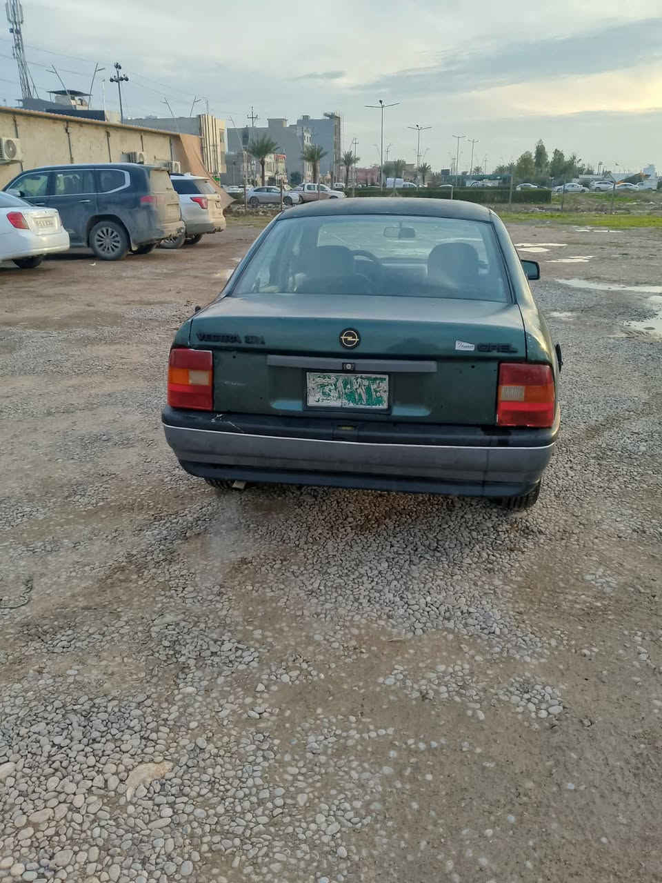 السلام عليكم 
فكترا رخيصة 
موديل 1992
كابون بانزين بي 
سنوية ابيض
 سعره 25$ بي مجال 
غير متواجد على الفيسبوك 
لأستفسار أكثر اتصل على الارقام 
***********
***********
