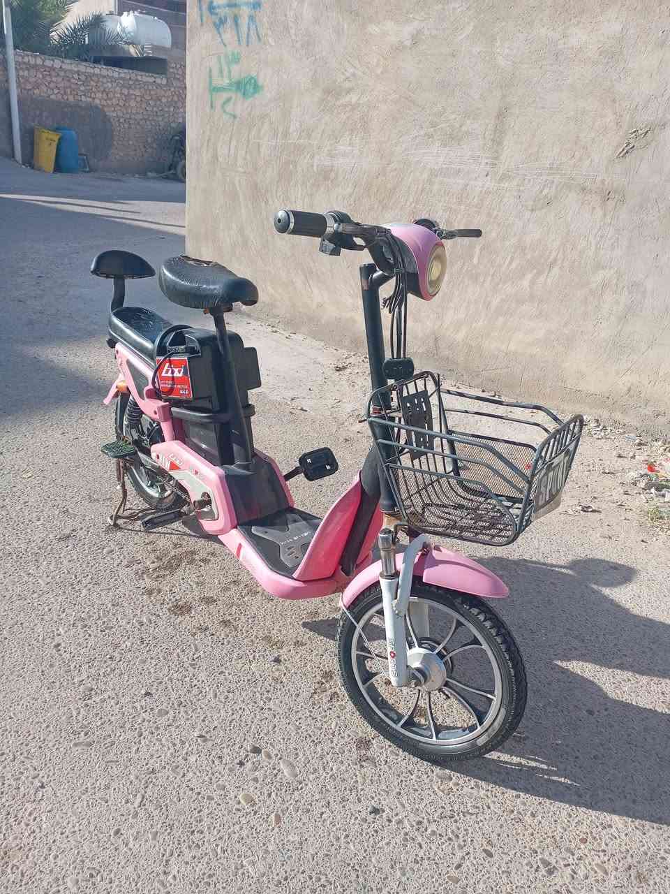 سلام عليكم موطور شحن للبيع
بطاريات بعدهن جدد والسعر 150 وبي مجال بصيط

العنوان الأنبار قضاء هيت حي امينه
للستفسار ع وتساب ***********
