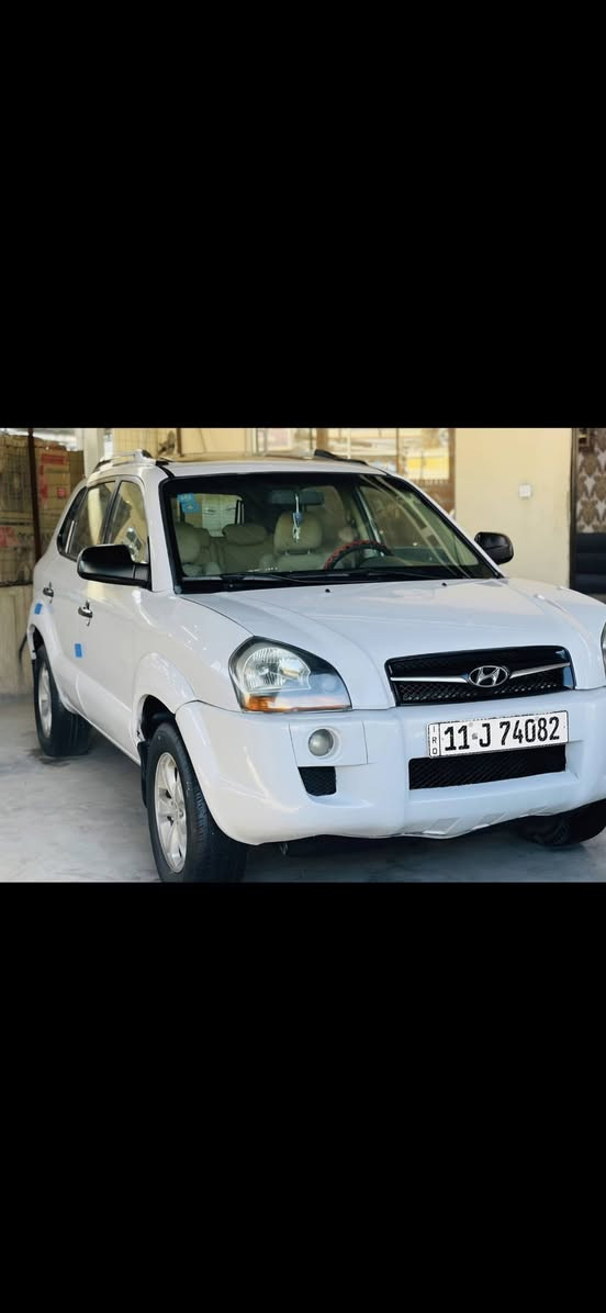 توسان2009خليجي رقم بغداد بسمي  السيارة فول موصفات عدة لبصمة محرك2000دوش كير ومكينة خير من الله تخم تاير صدر امامي وخلفي تبريد ثلج السيارة كاملة وجاهزة دينار ما تصرف عليهة بيهة الجنطة صبغ بدون دواخل ابد شرط السونار وبيهة هاي الكارت لي مئشر علي بل بنيد باقي السيارة كفالة والسيارة كلش حلوة وجديدة وكاعدة وتجي وتشوف بعينك 
(((السعر109وبيهة مجال)))
مكان السيارة بغداد المحمودية 
اي ستفسار0782959425
ملاحضة:: اقرة التفاصيل يلا تخابرني خلاف كلامي فلوس السونار اني ادفعة


**إذا كنت صاحب هذا الإعلان وتريد حذفه لأي سبب، رجاءا أرسل رسالة إلى الدعم الفني**