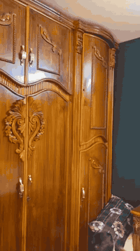 كنتور وميز  فقط. مكاني بغداد للشراء 07715544479