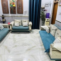 تخم تركي ٨ مقاعد • سرير ومخزن • الحلة شارع ٨٠