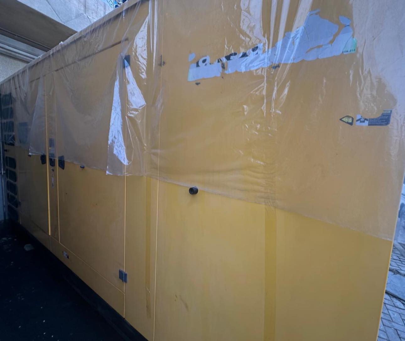 مولده دايو دوسان 630KVA  أخت الجديده 10 سلندر كاتم أقصى aksa للأستفسار على الرقم ‭0772 710 1886‬
