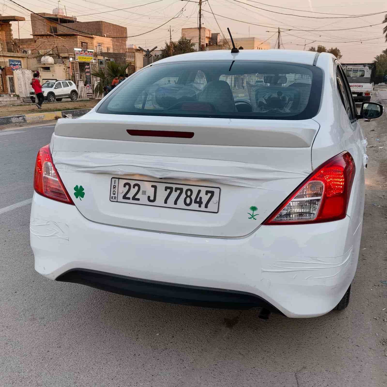 السلام عليكم نيسان سني مصري للبيع رقم اربيل تحويل ثاني يوم بأسمي السياره هزه وسنويه جديد  مكفوله من الصبغ والتبديل  ماشيه 47 الف موديل 2023 تبريد خلفي اربعه جام كهراباء تحكم مري اشاير مري شاشه بلادي السعر 122 وبيهه مجال ***********
