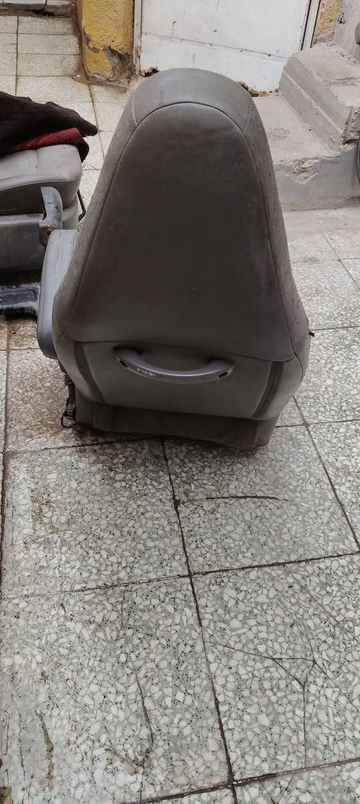 سلام عليكم كشنات سفانه للبيع نضاف لا دايسات ولا بيهن شك مال م2018 وكشن قاصه كامل هوه وتحويرته غراض الكشان كامله القفاله بيامه وسعرهن مناسب الكشنات 500
وكشن القاصه 125
مكانه بغداد العبيدي ***********
***********
