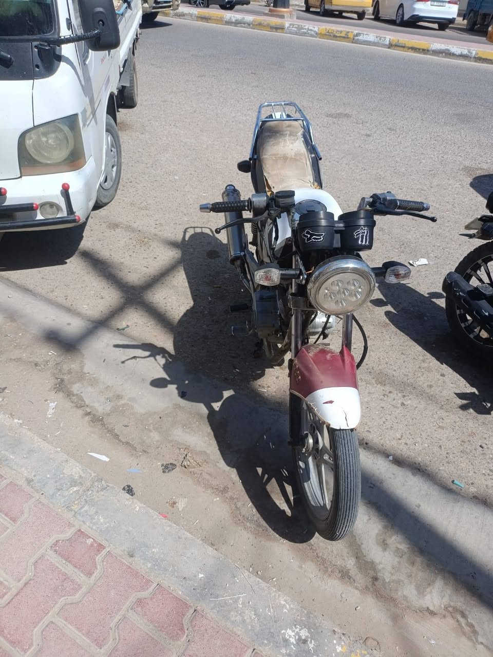 موطور للبيع موديل 2015بلادي بعده كهربائيات كامله سلفه شغال عايزه ربط كهربائيات  السعر 350وبي مجال بصيط رقم ***********
