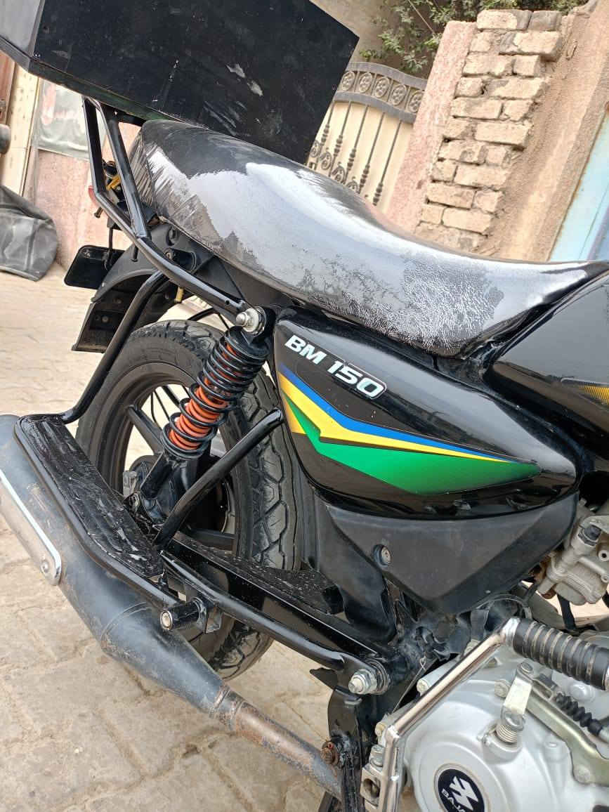 بوكسر 20 كفالة عامة اوراق بيهن 3 تالفات مكينة ناعمة وحلوة مكفولة من كلشي سلف كهربائيات كلة كاملة مكينة شرط شركة مال جناي مكاني الخالص السعر 750. وبية مجال لاستفسار ***********
