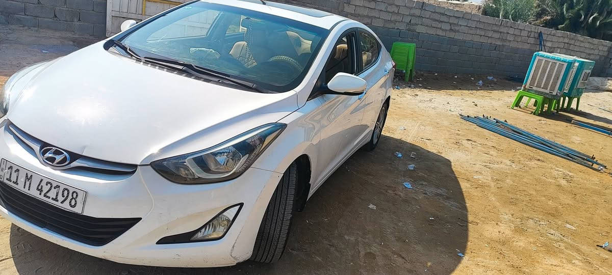 سلام عليكم
النتر 16 خليجي رقم بغداد باسمي مكفوله من الصبغ فقط بارد مع ارفاق السونار والسعر المطلوب 127  وبيها مجال 

الاتصال ***********
