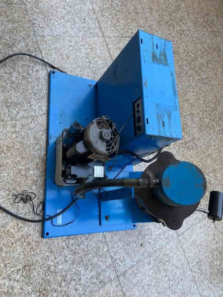 اجهزه كبس صوندات للبيع
الزرق ماطوره عاطل و الصفر شغال مابي شي 
العنوان البصره القرنه مكلف بنشر 
هاتف ***********
