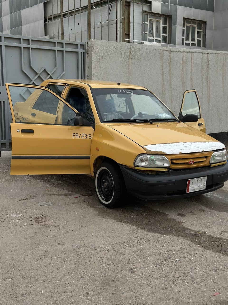 يالله سايبه مديل17 للبيع السياره نضيفه وحلوه السياره بيهه تبخير كلش خفيف ومداريهه بلدهن البدي شوف العين السياره بل بصره وراعيهه هم بل بصره لتواصل اكثر ***********
