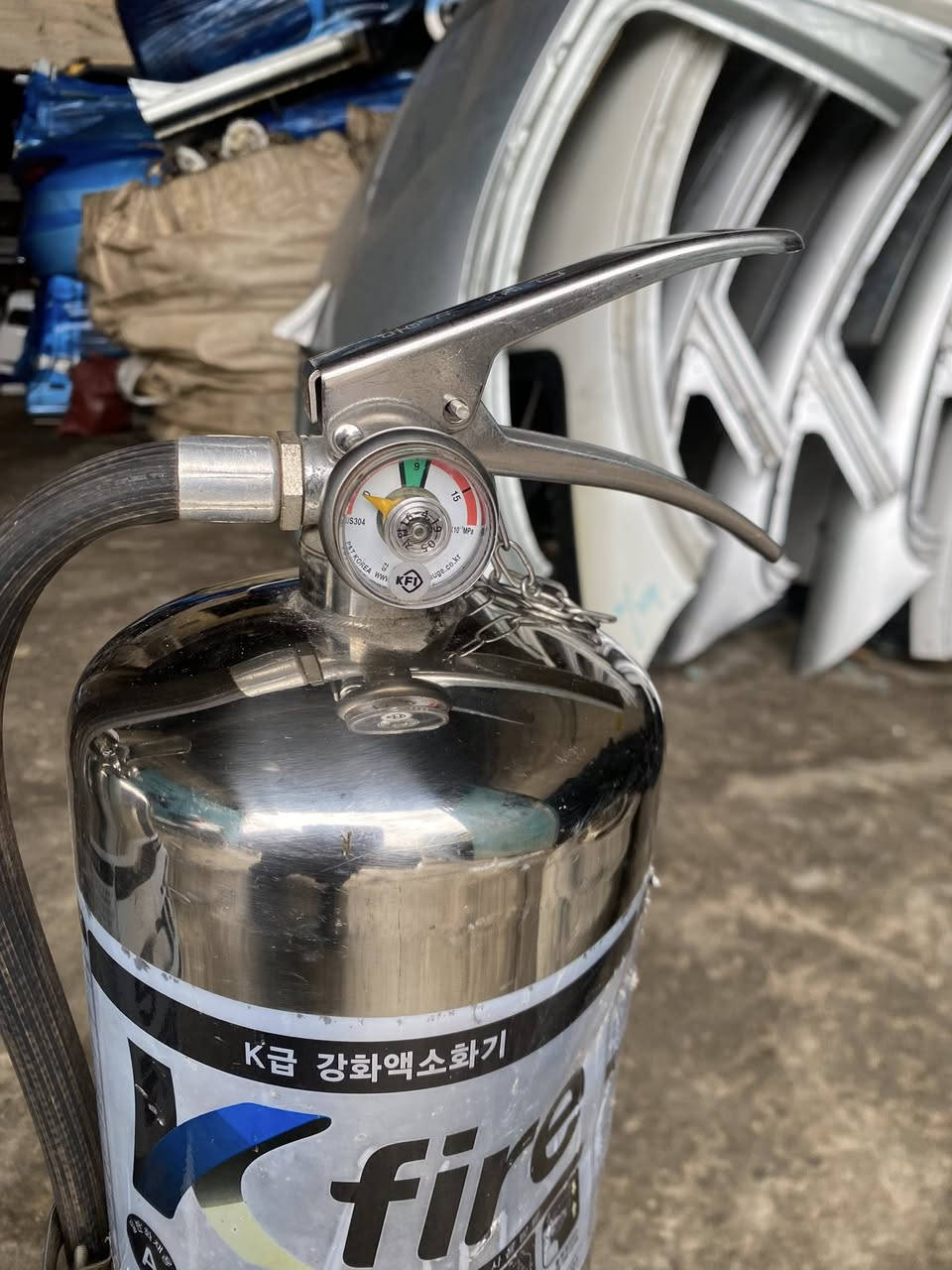 سلام عليكم طفليت حريق ع٢سل إستيل  اصليات سعر5$ ورقات الستفسار *********** كسره وعطش
