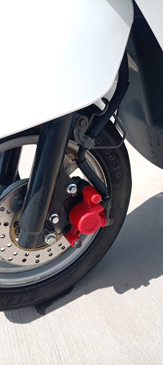 للبيع مسطرة حديث (((رمبة)))( تبريد كلجات) (دبل رياضي اصل) السعر ١٢٥٠ رقم للتواصل متوفر واتس اب *********** المكان طويريج، تعجبك اتصل ماارد ع التعليقات.
